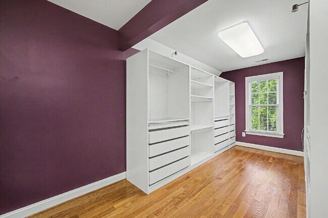 Building Photo - Luxury 5 Bedroom Home with Private Pool in Glen Allen – $4,500/mo