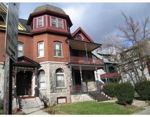 Primary Photo - 203 Green St