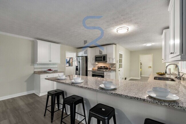 Building Photo - 2694 Hickory Valley Dr