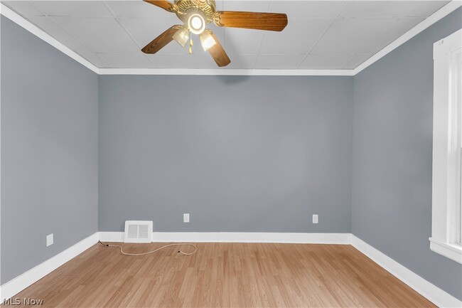 Building Photo - 72 Northfield Rd