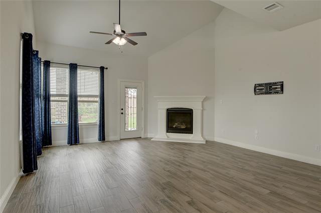 Building Photo - 805 Beeville Ct