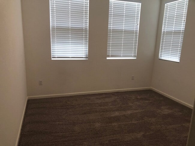 Building Photo - Brand New Beautiful Home in Merced.