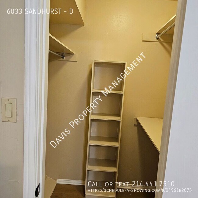 Building Photo - 6033 SANDHURST-D