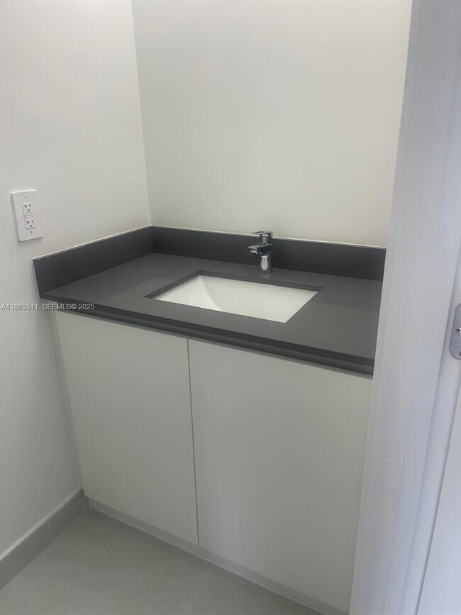 Building Photo - 18988 SW 344th Terrace