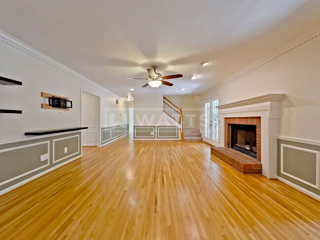 Building Photo - 4 Bedroom, 4.5 Bath Home in Heart of Hoover
