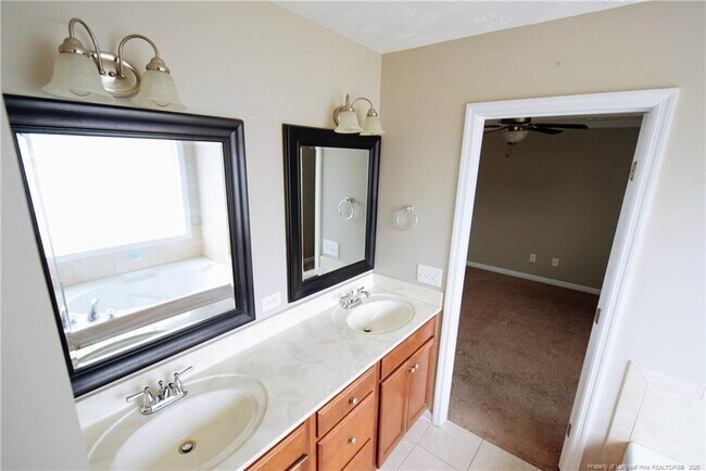 Building Photo - 1636 Kershaw Loop