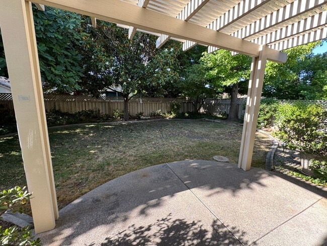 Building Photo - DEL WEBB 55+ COMMUNITY SINGLE STORY 2 BED,...