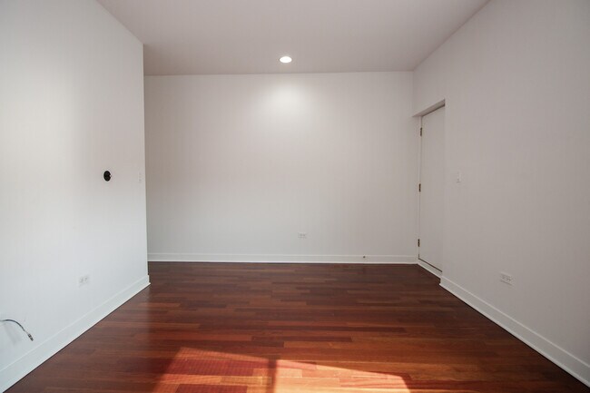 Building Photo - 1707 S Ruble St