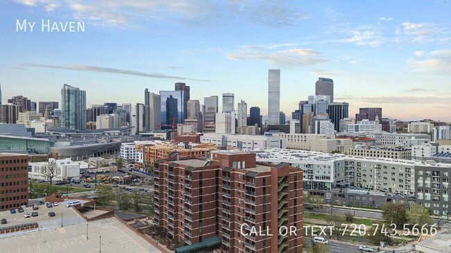 Building Photo - 10th Floor Unit With Panoramic Views!