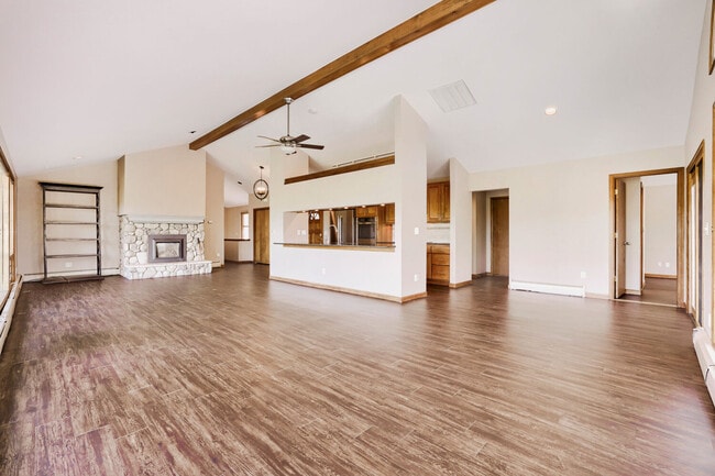Building Photo - 21648 Mountsfield Dr