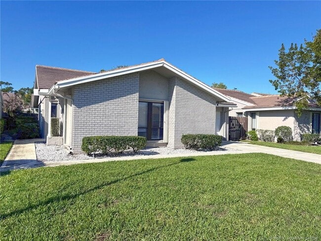 Building Photo - 4211 SW Egret Pond Terrace