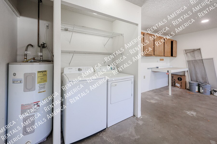 Building Photo - 17848 N 30th Pl