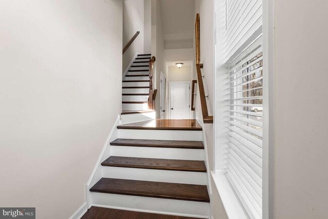 Building Photo - 101B Jay Alley