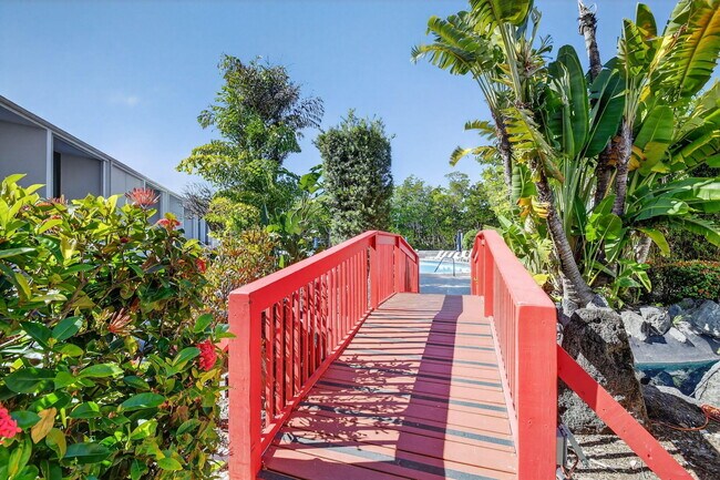 Building Photo - 3589 S Ocean Blvd