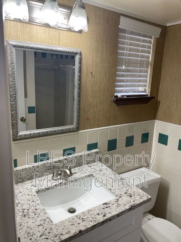 Building Photo - 4587 Lighthouse Cir