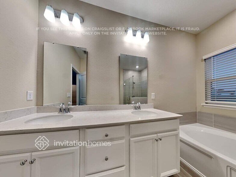 Building Photo - 7545 Chervil St