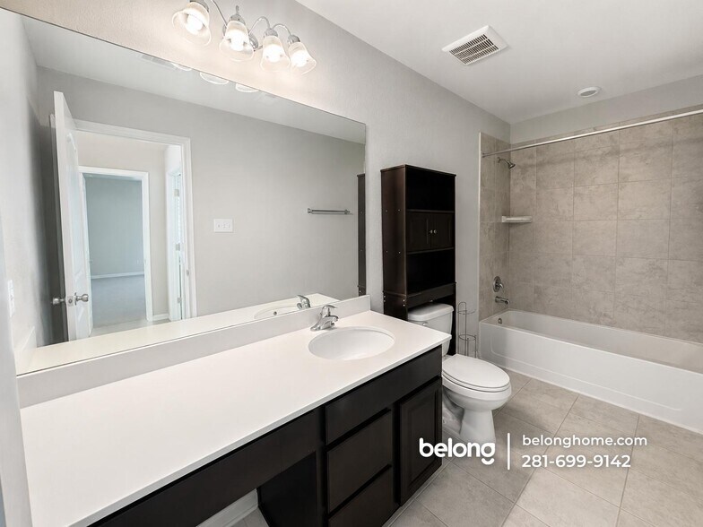Building Photo - 14023 Harmony Ridge Trl