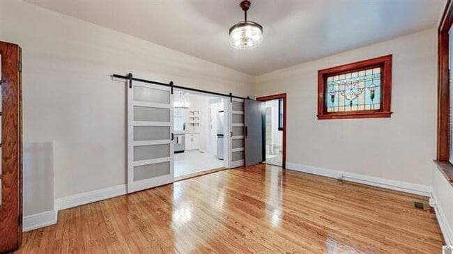 Building Photo - AVAILABLE NOW!  Beautiful Historic Home Fo...