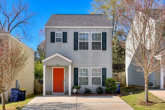 Building Photo - 150 Village Run