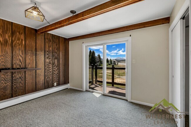 Building Photo - Yacht Club Condo - LAKE VIEWS-Great 3 Bedroom/2 Bath Unit w/Lake Access