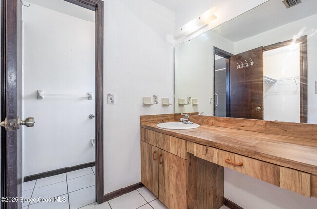 Building Photo - 178 Cinnamon Lake Cir