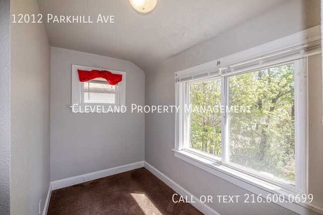 Building Photo - 12012 Parkhill Ave