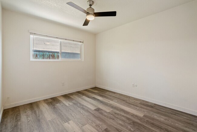 Building Photo - 350 Pismo St