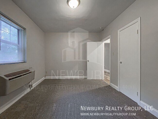 Building Photo - 319 San Juan Dr