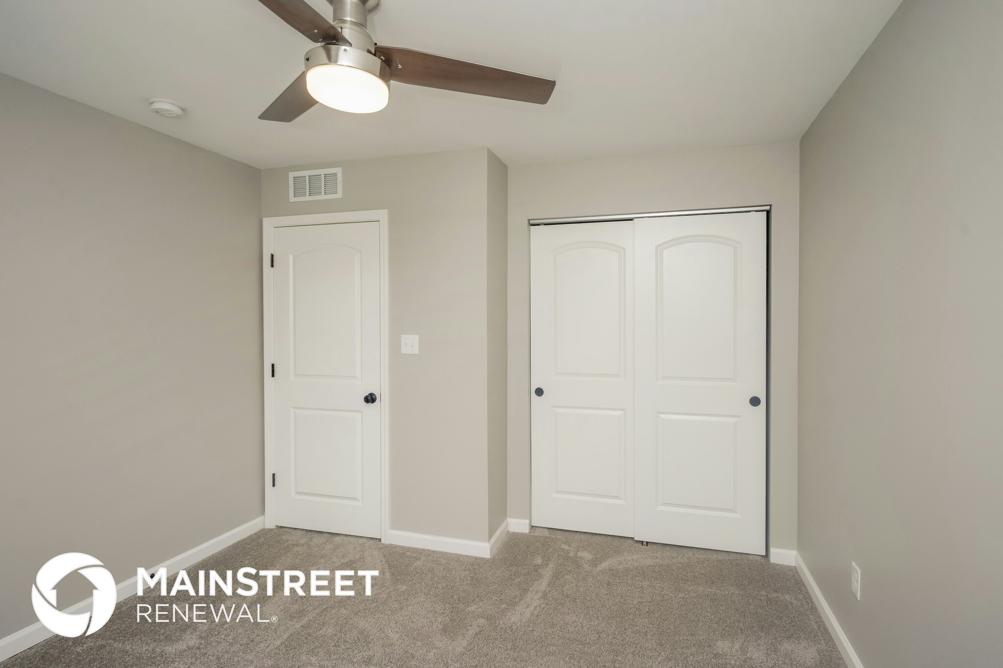 Building Photo - 2064 N Sarah Dr