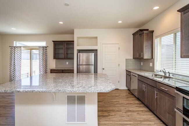Building Photo - Move-In Ready Home in Desirable Banning Lewis Ranch!!