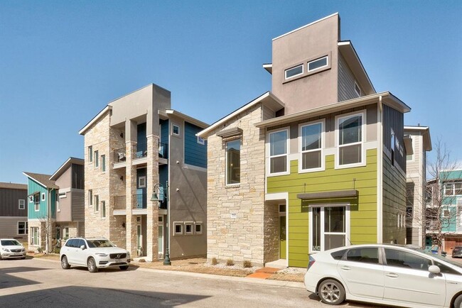 Primary Photo - 2012 Cleese Dr
