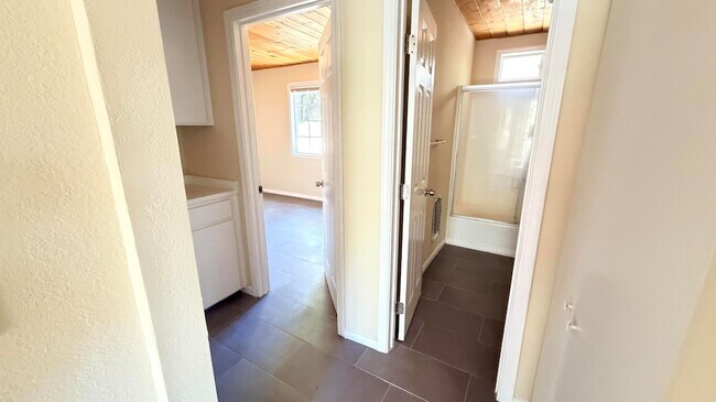 Building Photo - 52830 Pine Cove Rd