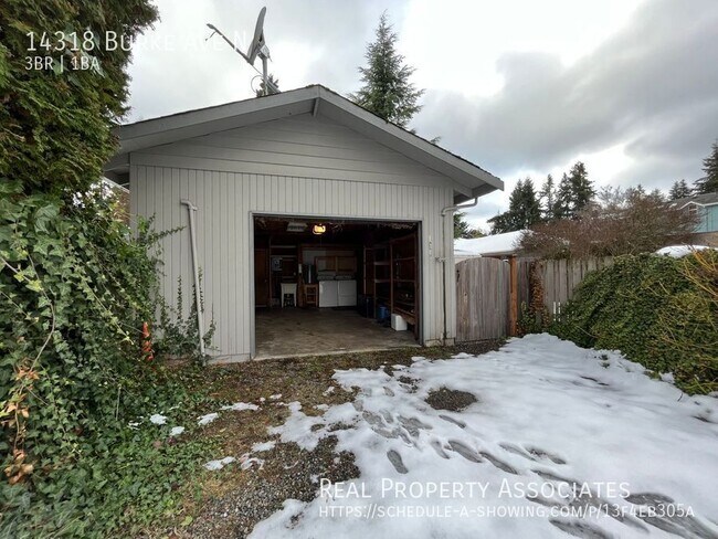 Building Photo - 14318 Burke Ave N