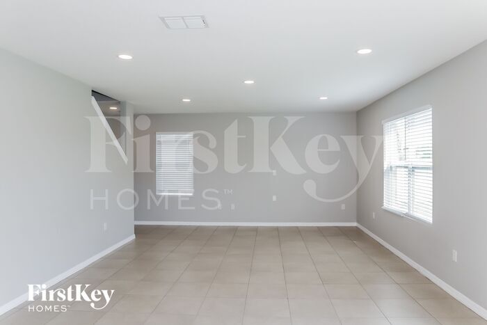 Building Photo - 2154 Sequoia Way