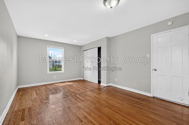 Building Photo - 5344 Colton Dr