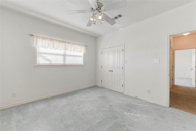 Building Photo - 2300 County Rd 302