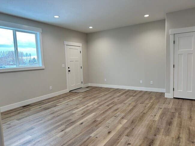 Building Photo - Brand New Home for Rent in Maple Tree Meadows Subdivision