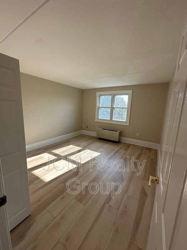 Building Photo - 80 Sagamore St