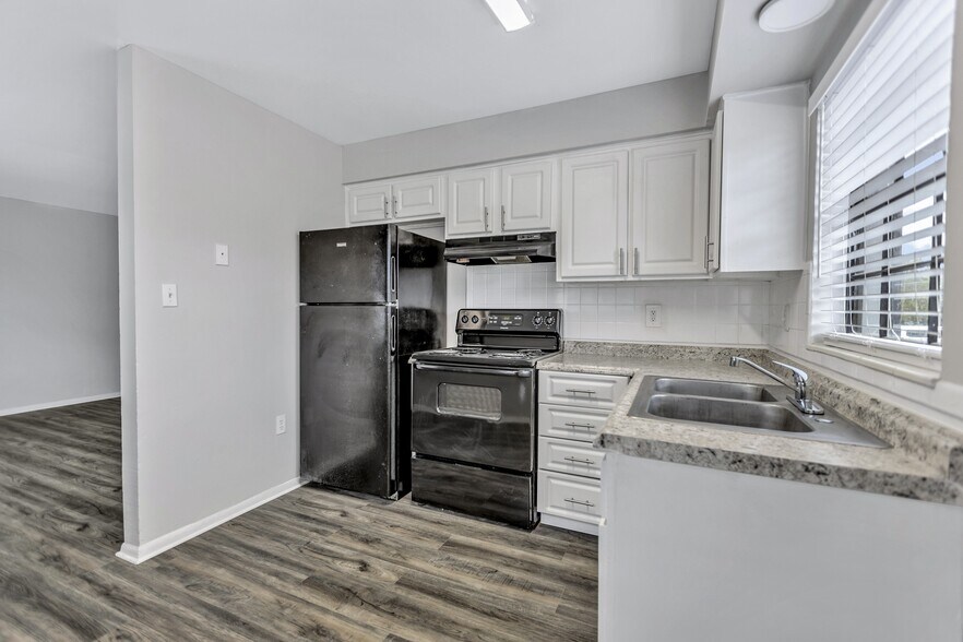 Palms at Ashley Oaks 1701 E 131st Ave Tampa FL 33612 Apartment Finder