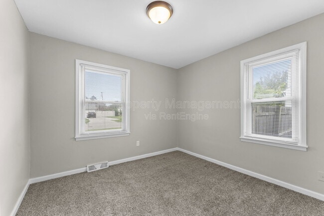Building Photo - 14489 Agnes St