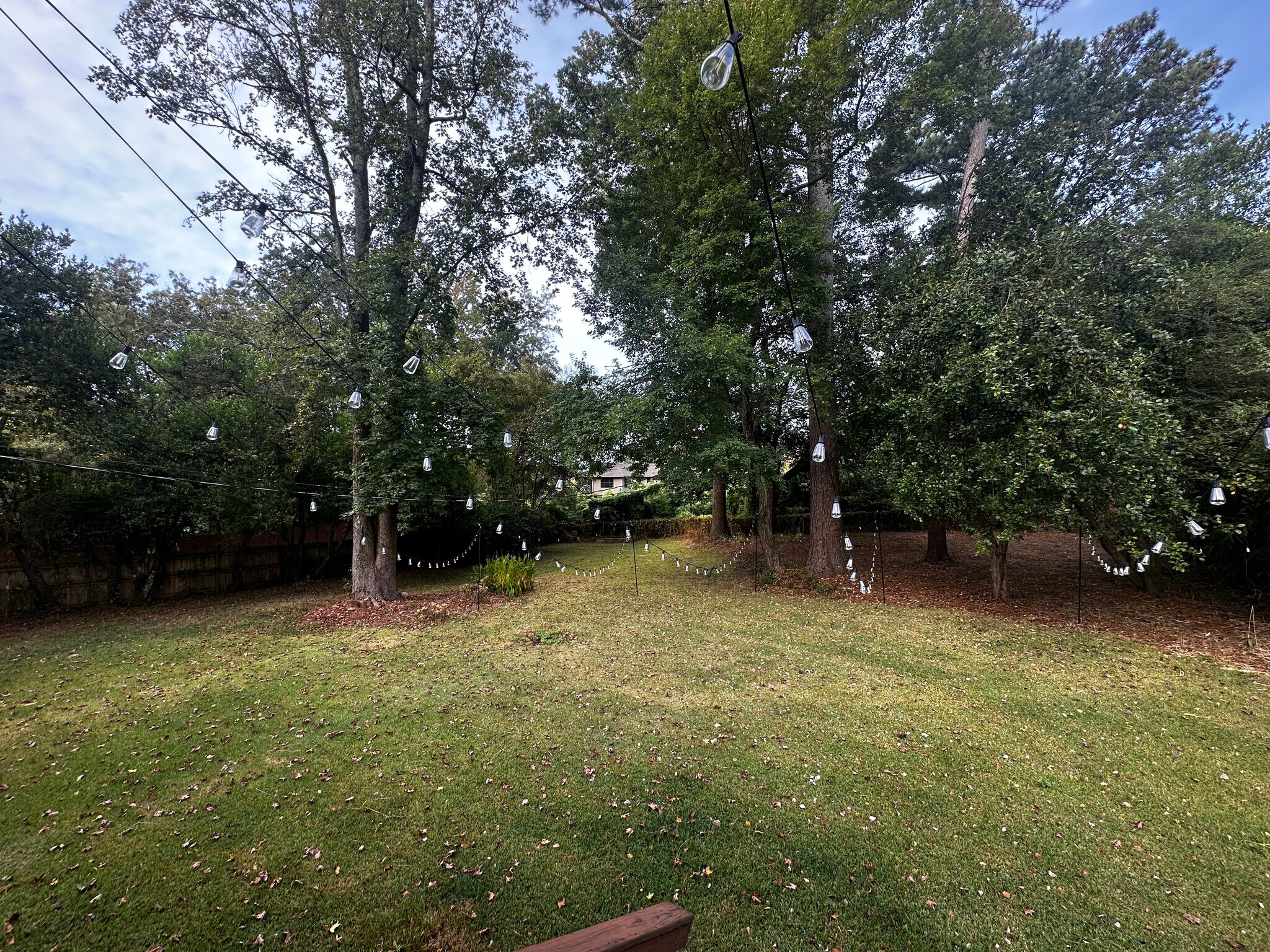 Building Photo - 1334 Columbia Dr