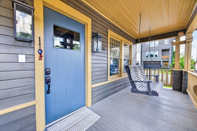 Building Photo - 1414 Finch St