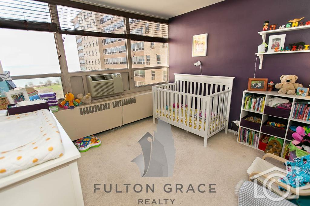 Building Photo - 3950 N Lake Shore Dr