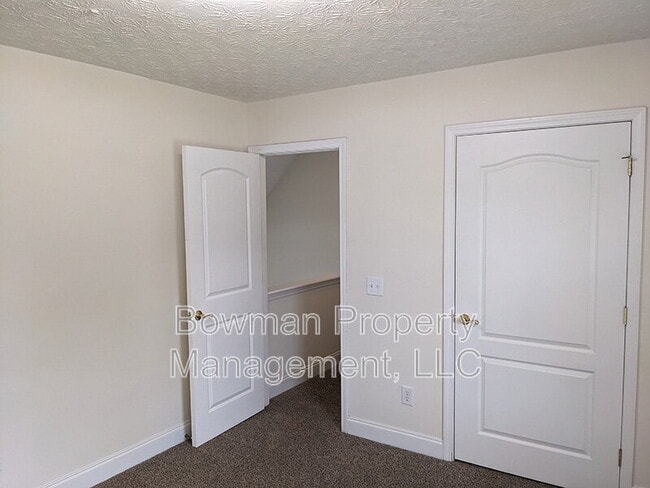 Building Photo - 1151 Stone Shoals Terrace