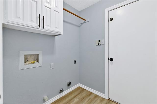 Building Photo - 2505 Classic Ct W