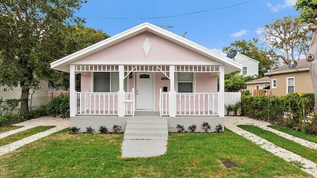 Building Photo - 3759 Florida Ave