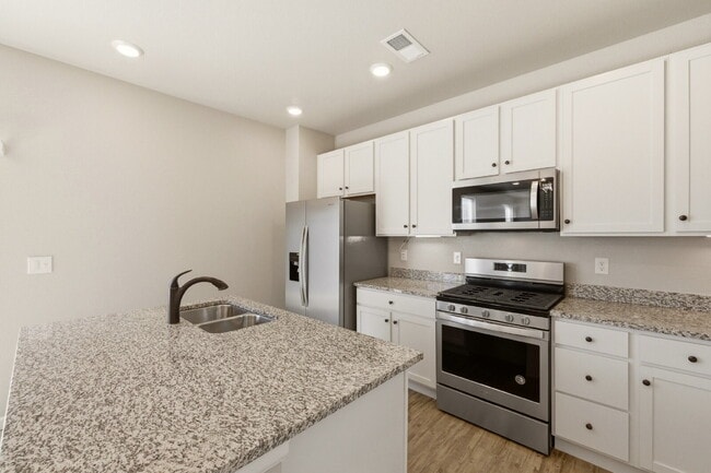 Building Photo - Beautiful Corner Lot, 3 Bedroom, 2.5 Bath with privacy fences and huge backyard!