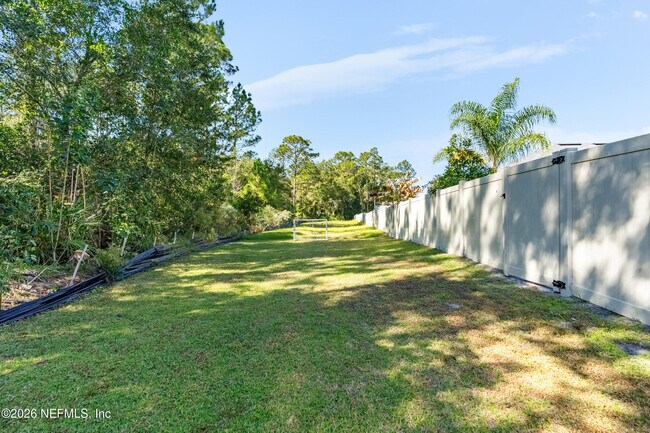 Building Photo - 454 Willow Lake Dr