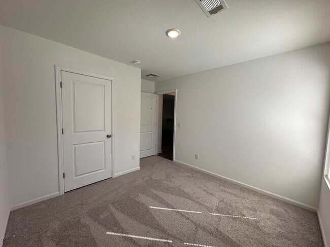 Building Photo - Beautiful 2024 Build 3 Bedroom Home- Move In Special! $800 off 1st Month's Rent. $300 off 2nd and...