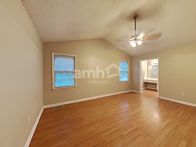 Building Photo - 5333 Muirwood Pl